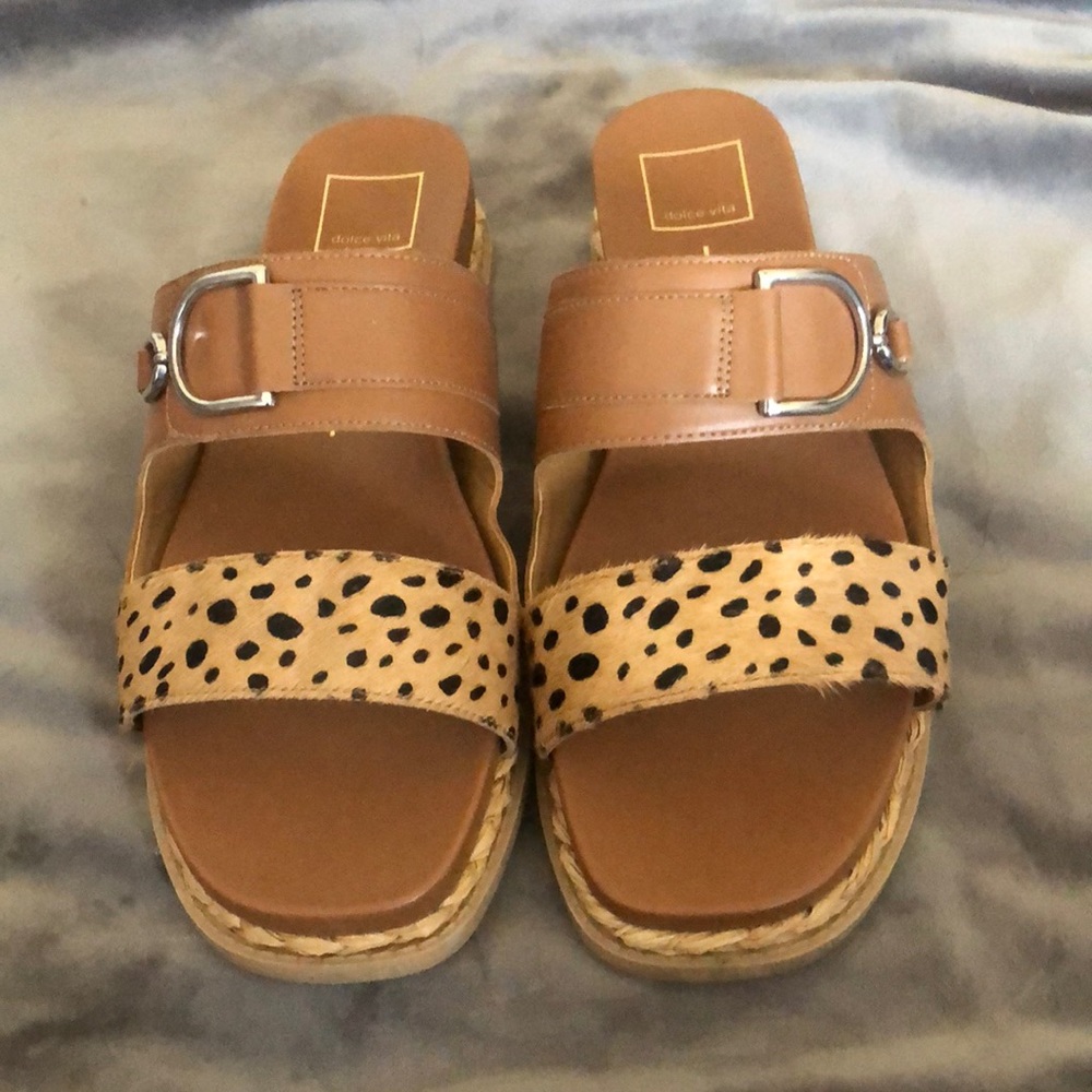 Dolce Vita platform sandals! Size 10!